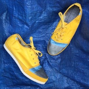 Modern Recyclable Sneakers!